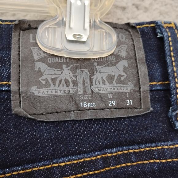 Levi's Performance 511 Slim Jeans Dark Blue Wash 18 Reg W29" x 31L - Picture 4 of 7